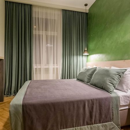 Luxury 3 Bedroom Apartment By Freedom Square City Center Тбилиси Екстериор снимка