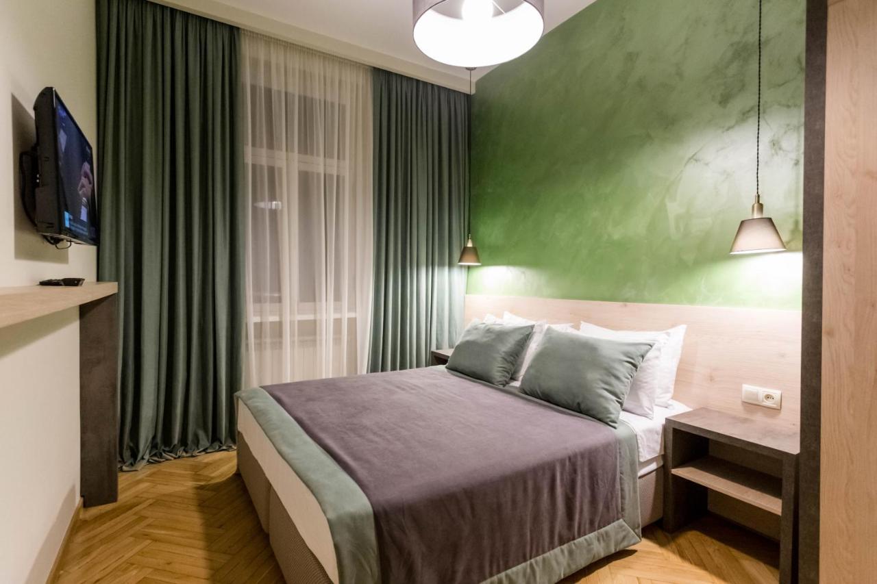 Luxury 3 Bedroom Apartment By Freedom Square City Center Тбилиси Екстериор снимка