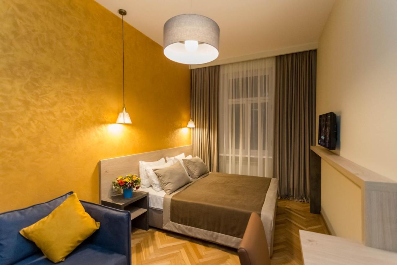 Luxury 3 Bedroom Apartment By Freedom Square City Center Тбилиси Екстериор снимка